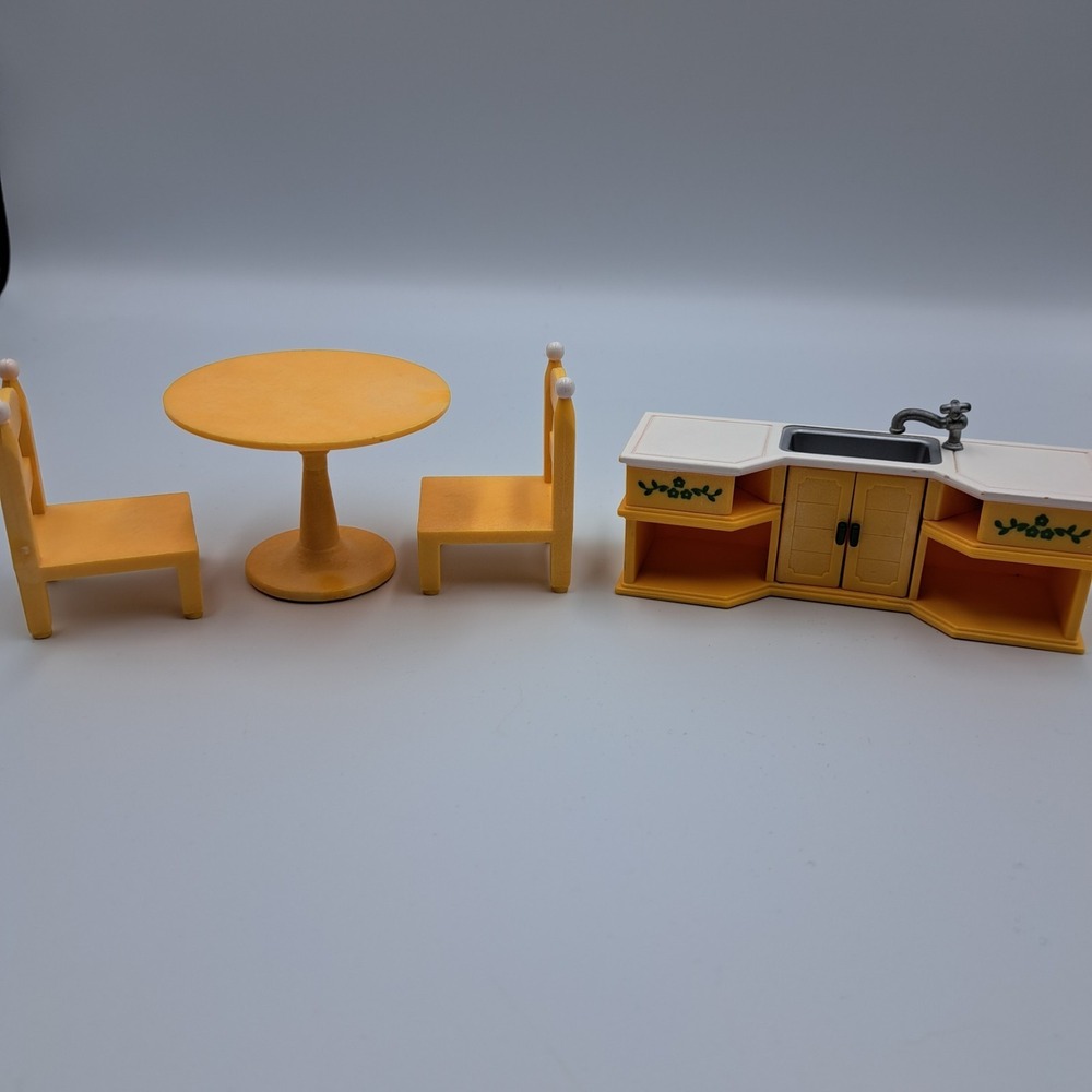 Calico Critters Yellow Table Chair Sink Counter Replacement Pieces Furniture